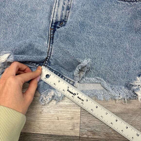 Vintage 90s Levis Silver Tab Lean Blue Womens 32" High Rise Cutoff‎ Shorts USA - Picture 7 of 10